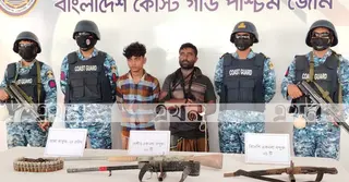 সুন্দরবন থেকে করিম শরীফ বাহিনীর দুই সদস্য আটক